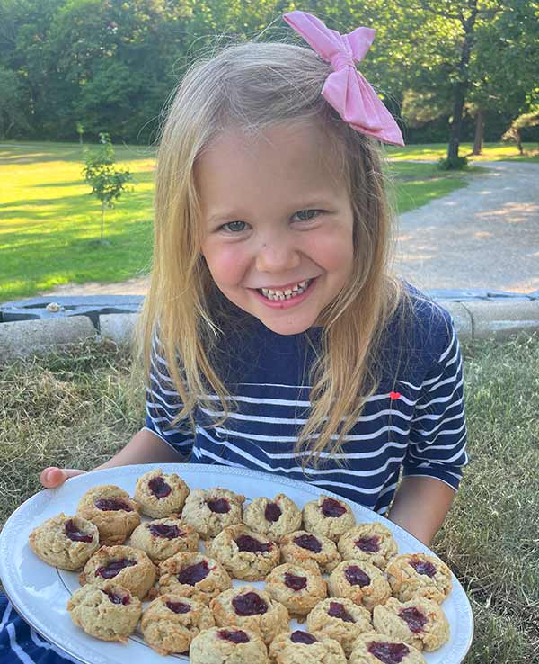 Thumbprint Cookies image